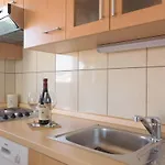 Ivan Апартаменты *